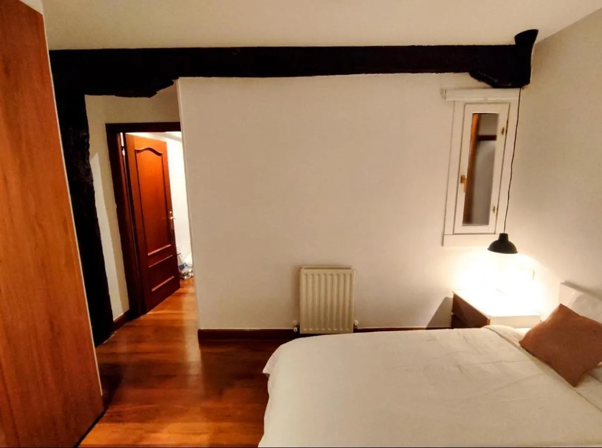 Apartment Siete Calles / Bilbao Art Spain